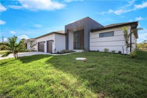 901 Nw 19th Ter, Cape Coral