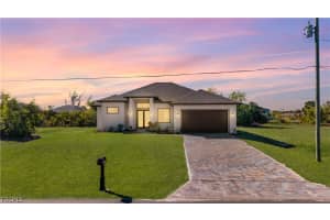 1132 Nw 28th Ave, Cape Coral