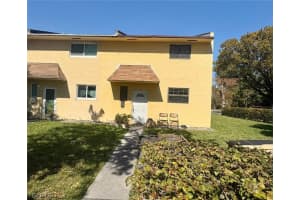 2065 Ne 139th St, North Miami Beach