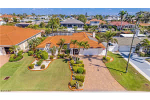 5331 Mayfair Ct, Cape Coral