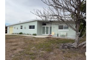 21484 Edgewater Dr, Port Charlotte
