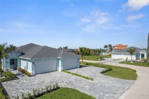 1105 Se 38th St, Cape Coral
