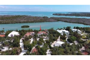 16611 Captiva Dr, Captiva