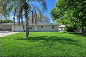 12274 1st St, Fort Myers