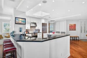 5663 Baltusrol Ct 3b, Sanibel