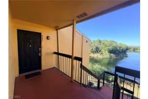 2845 Winkler Ave 323, Fort Myers