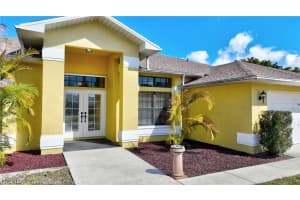 200 Danby Rd, Lehigh Acres