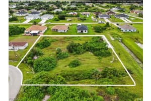 372 Pinafore Ave, Lehigh Acres