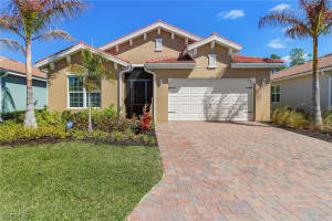 3760 Crosswater Dr, North Fort Myers