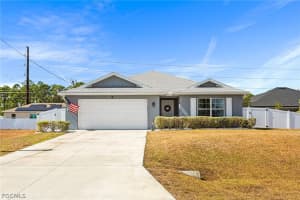 3306 Ne 8th Pl, Cape Coral