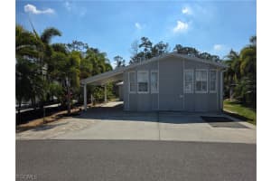 5881 Brightwood Dr, Fort Myers