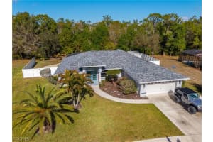 14401 Bald Eagle Dr, Fort Myers