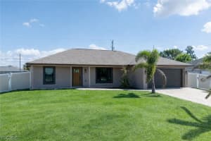 1421 Ne 9th Ave, Cape Coral