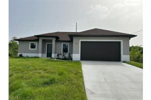 2801 1st St W, Lehigh Acres