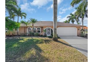 1704 Palaco Grande Pkwy, Cape Coral