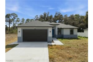 2715 28th St W, Lehigh Acres