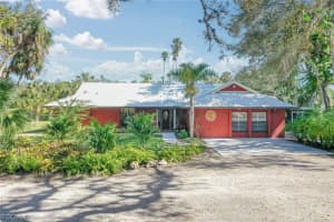 4601 Orange River Loop Rd, Fort Myers