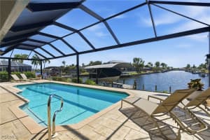 2822 Sw 40th St, Cape Coral