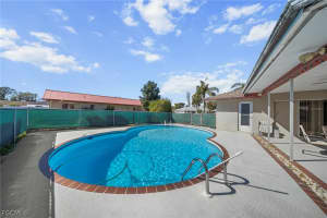 2172 Lochmoor Cir, North Fort Myers