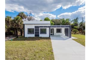 3304 E 15th St, Lehigh Acres