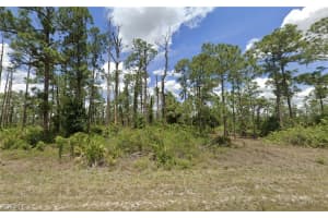 3703 E 7th St, Lehigh Acres