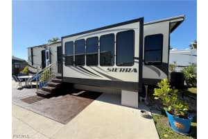 11761 Cardiff Dr, Fort Myers