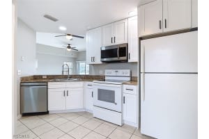12151 Summergate Cir R101, Fort Myers