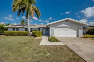 1625 Long Meadow Rd, Fort Myers