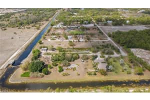 7350 Green Acre Ln, Fort Myers