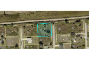 5905 Flora Ave N, Lehigh Acres