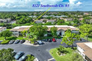 8121 S Woods Cir Unit 5, Fort Myers
