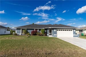 417 Se 21st Ter, Cape Coral