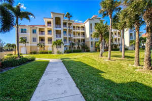 20021 Sanibel View Cir 101, Fort Myers