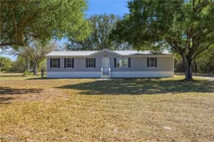 1446 Seminole Ave, Labelle