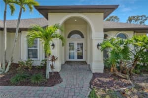 1302 Sw 20th St, Cape Coral