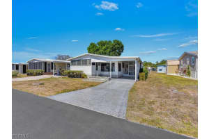 9855 Sugarmill Springs Dr, Fort Myers