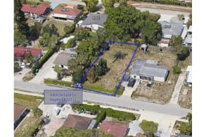 4604 Orchard Ln, Naples