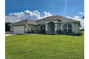 410 Se 1st Ter, Cape Coral