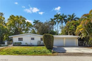 81 Glenmont Dr W, North Fort Myers
