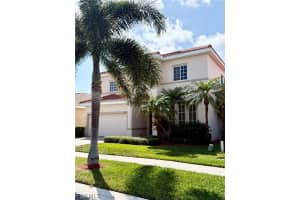 15470 Laguna Hills Dr, Fort Myers