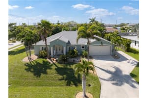 402 Sw 46th Ter, Cape Coral