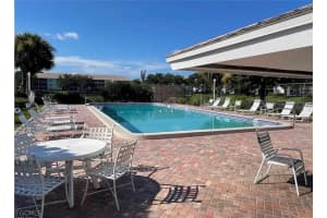 9580 Victoria Ln A102, Naples