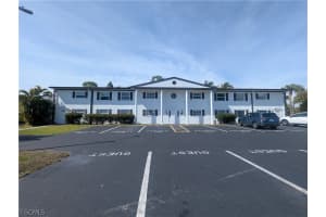 7025 New Post Dr 3, North Fort Myers