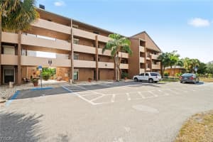 2069 W Lakeview Blvd 5, North Fort Myers 2069 W Lakeview Blvd 5, North Fort Myers