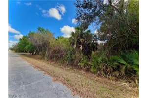 404 Cleveland Ave, Lehigh Acres