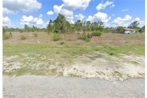 1247 Columbus Blvd, Fort Myers