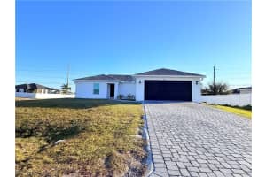 224 Ne 24th Ter, Cape Coral