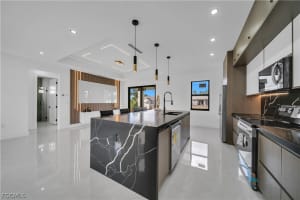 2614 44th St W, Lehigh Acres