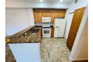 13190 Bella Casa Cir 146, Fort Myers