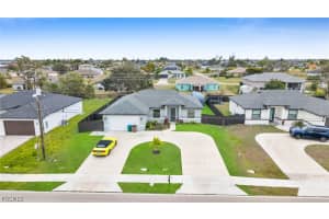 221 Chiquita Blvd N, Cape Coral